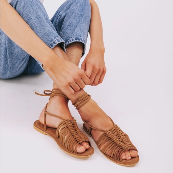Seychelles Shoes - Seychelles Tan Strappy Sandals